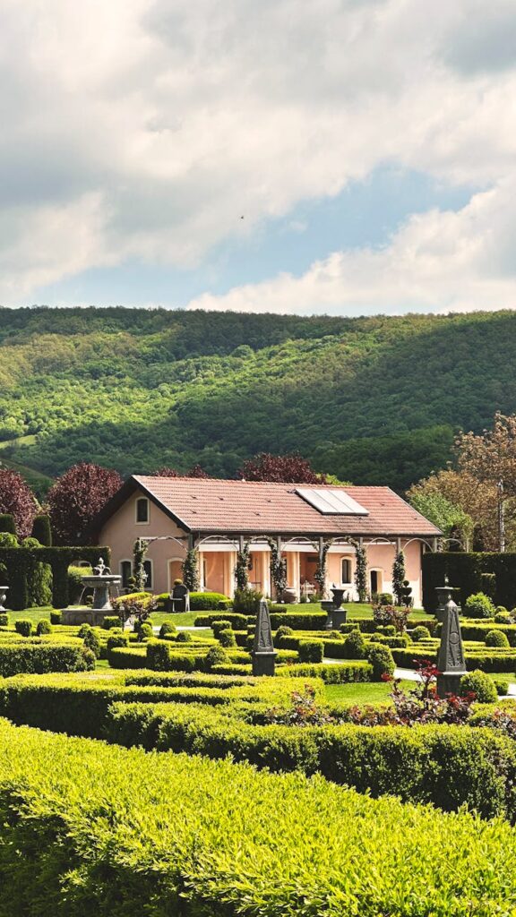 Sumberkima Hill: Bali’s Best Retreat for Scenic Stays