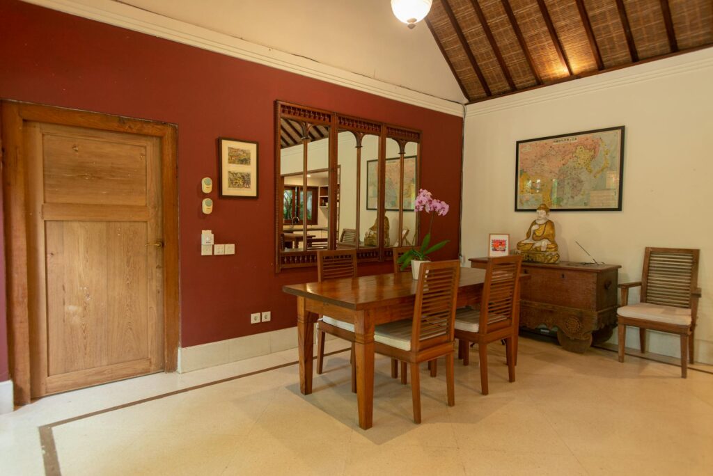 The Joglo Villa Bali: Tradition Meets Tranquility