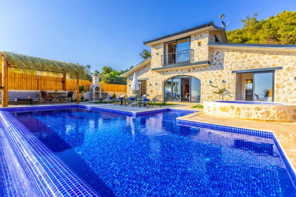 Villa Alisha Bali: Elegant Living in Pererenan