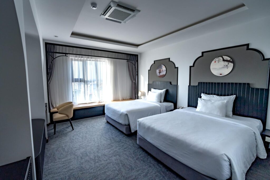Amsterdam Hotel Picks: Stylish Stays in the Heart of the City